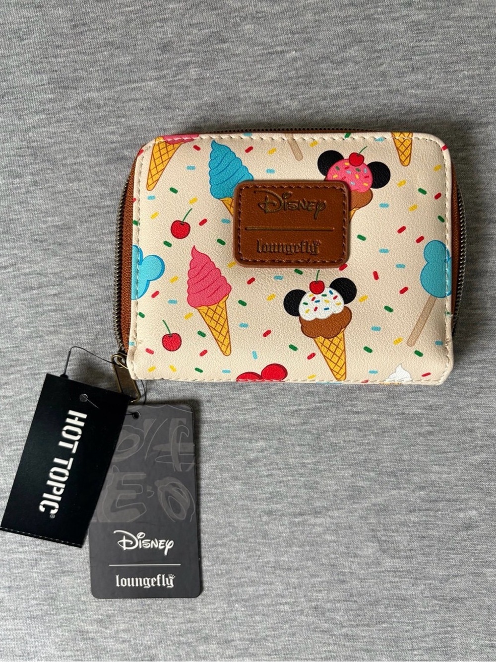 Disney x Loungefly Cream Ice Cream Pattern Zip Wallet
